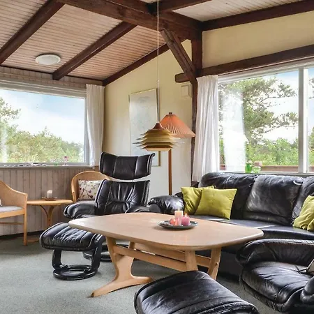 Semesterbostad Holiday Hvide Sande 4 *
